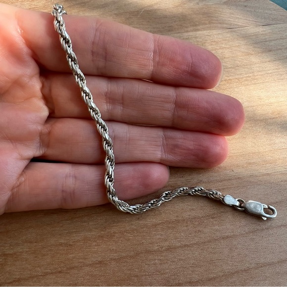 925 Sterling silver diamond cut twisted rope chain bracelet - Picture 6 of 11